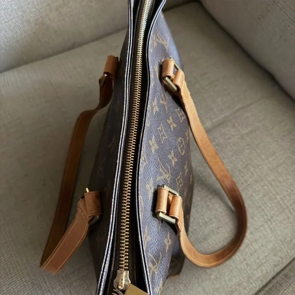 Louis Vuitton Monogram Tote - Picture 5 of 12